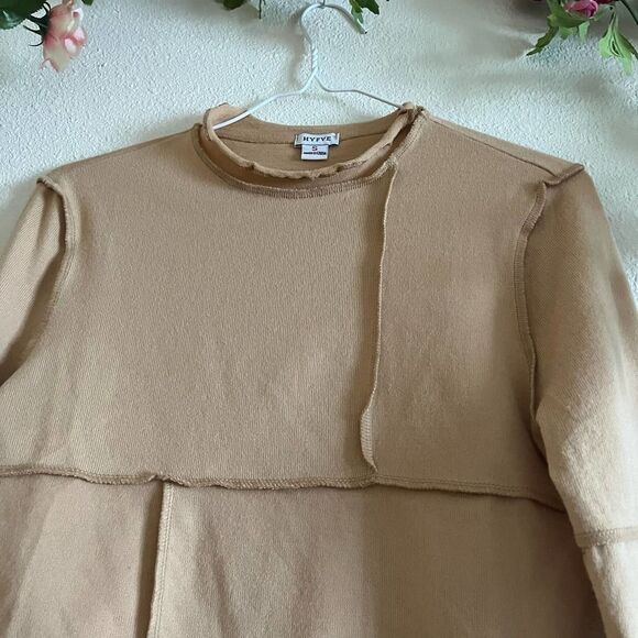 HYFVE Women's Small Long Sleeve Crop Tee - Picture 1 of 6